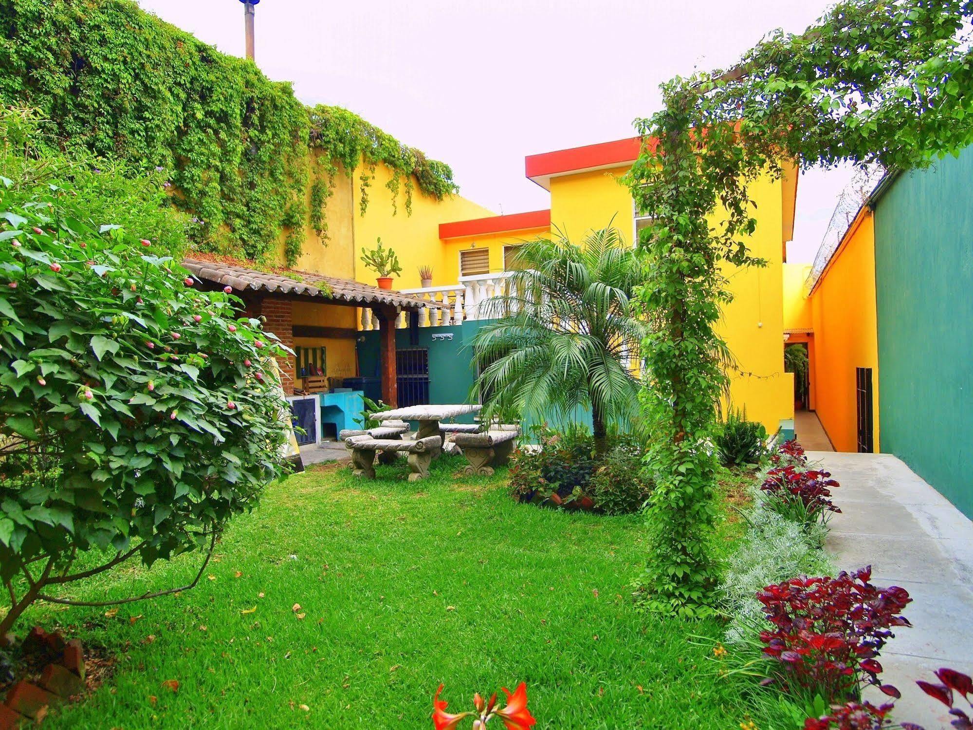Hotel Casa Rustica By Ahs Antigua ภายนอก รูปภาพ