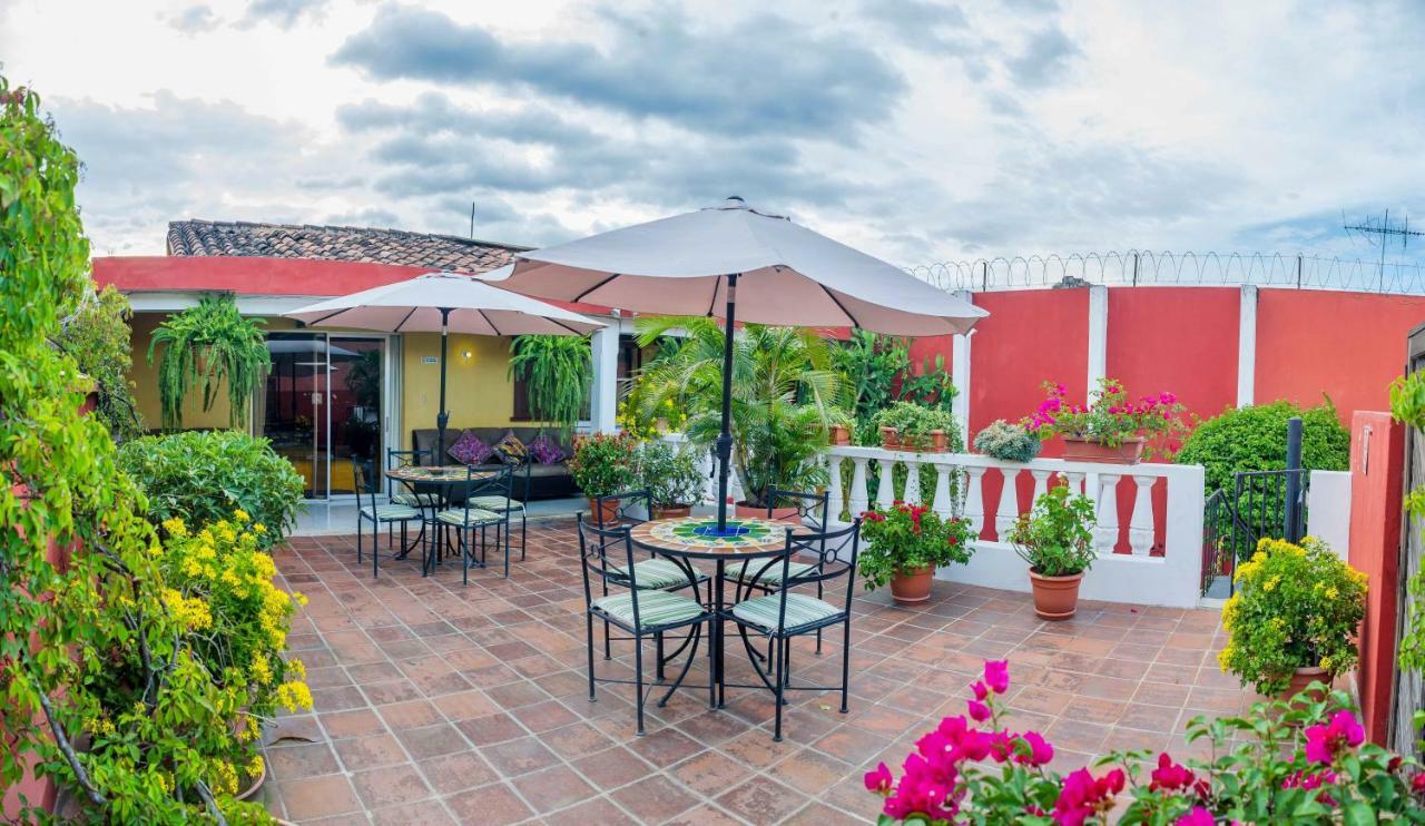Hotel Casa Rustica By Ahs Antigua ภายนอก รูปภาพ